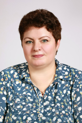 Специалист по кадрам Гребельная Ирина Николаевна